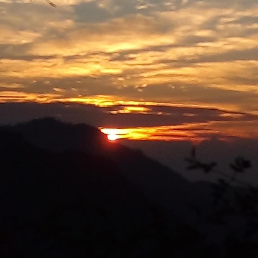 Secret View Homestay Ella Esterno foto