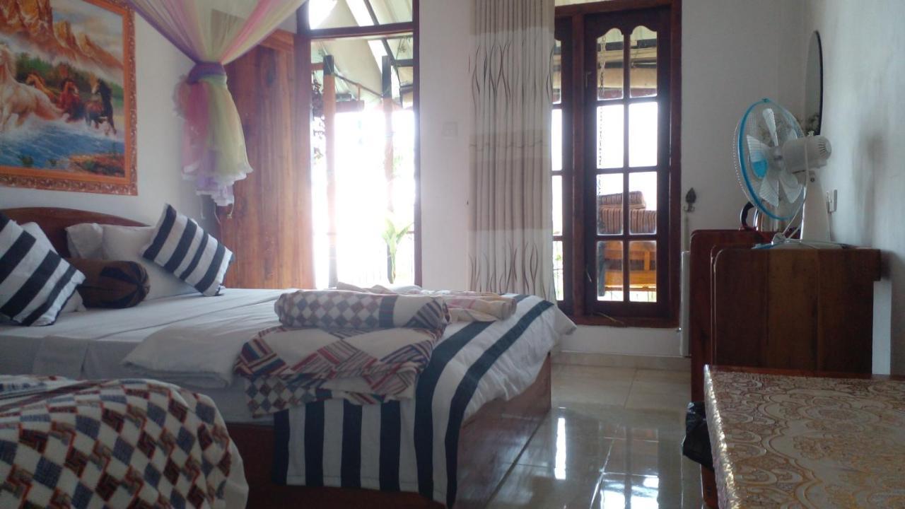 Secret View Homestay Ella Esterno foto