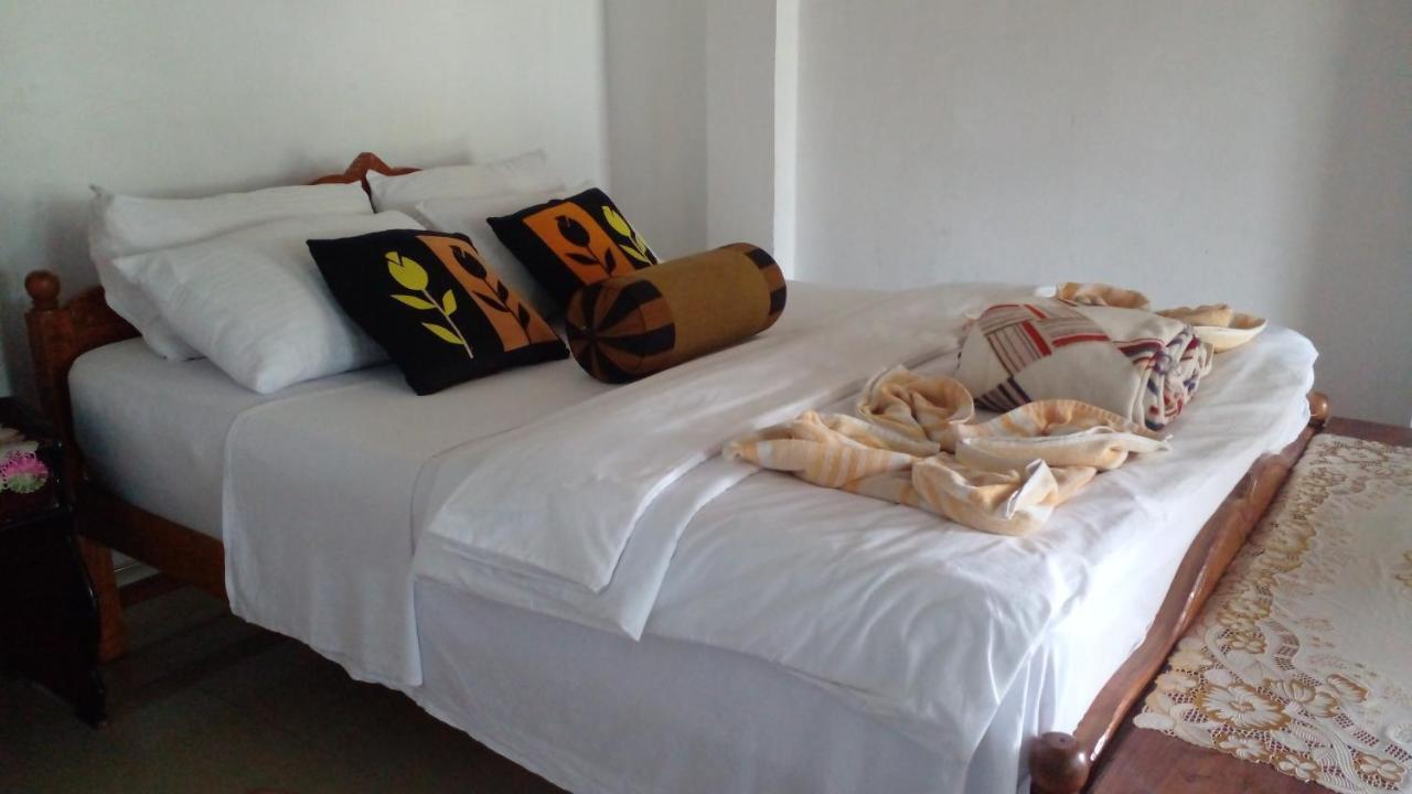Secret View Homestay Ella Esterno foto