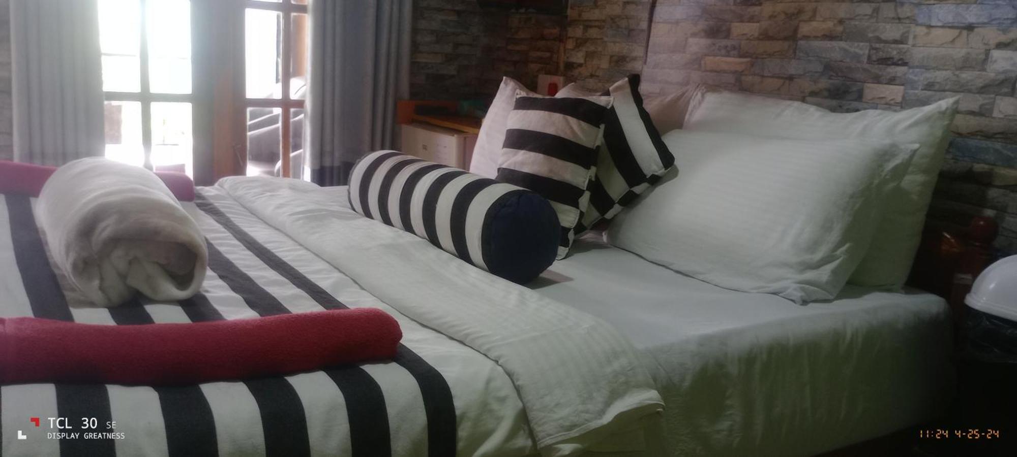 Secret View Homestay Ella Esterno foto